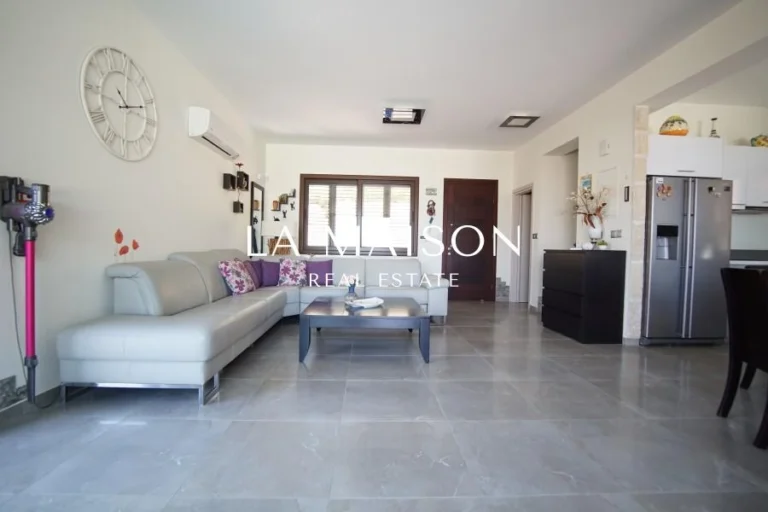 3 Bedroom House for Sale in Tala, Paphos District