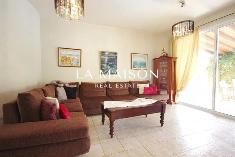 5 Bedroom House for Sale in Kato Paphos