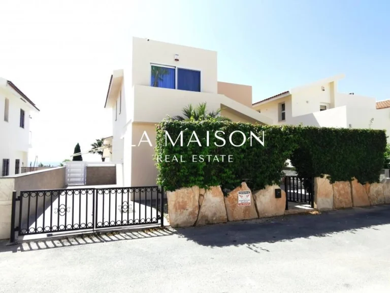 5 Bedroom House for Sale in Paphos District