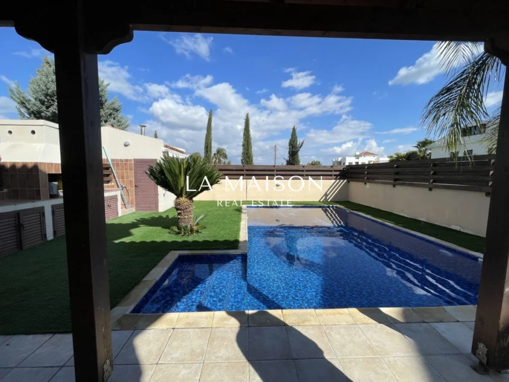 4 Bedroom House for Rent in Engomi, Nicosia District