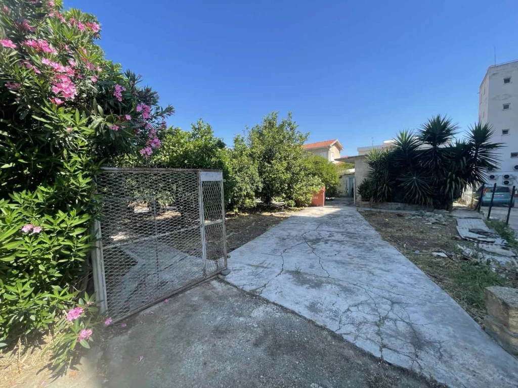 3 Bedroom House for Sale in Strovolos, Nicosia District