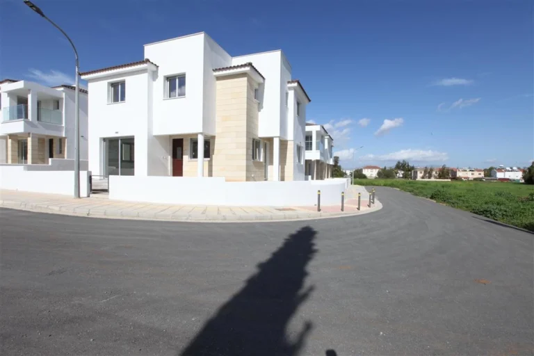 4 Bedroom House for Sale in Strovolos, Nicosia District