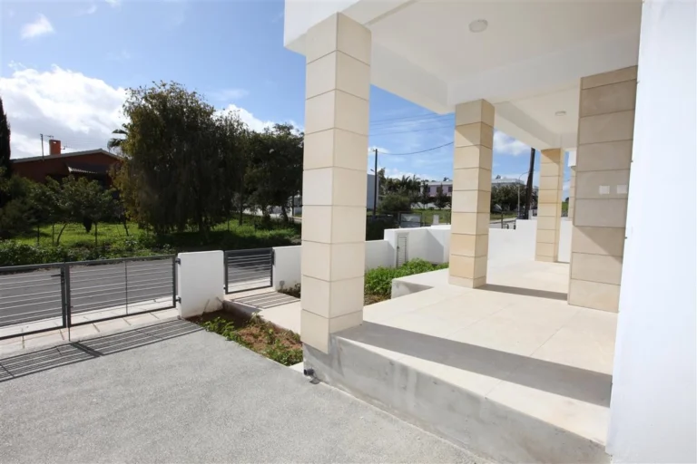 Cheap Houses and Villas for Sale Nicosia up to 500000 euro