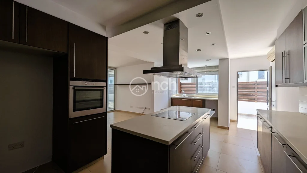 4 Bedroom Apartment for Sale in Strovolos – Chryseleousa, Nicosia District