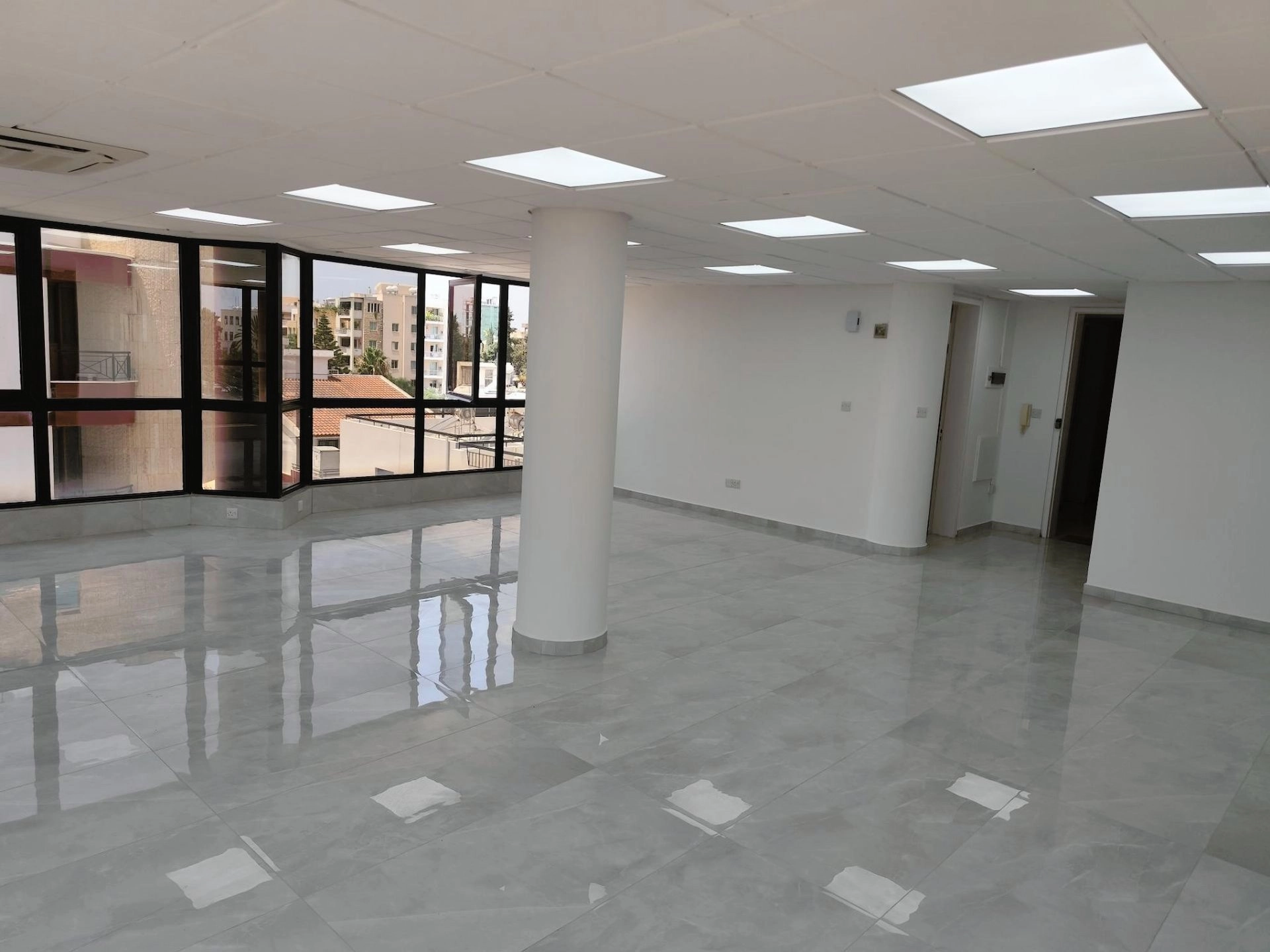 93m² Office for Rent in Limassol – Katholiki