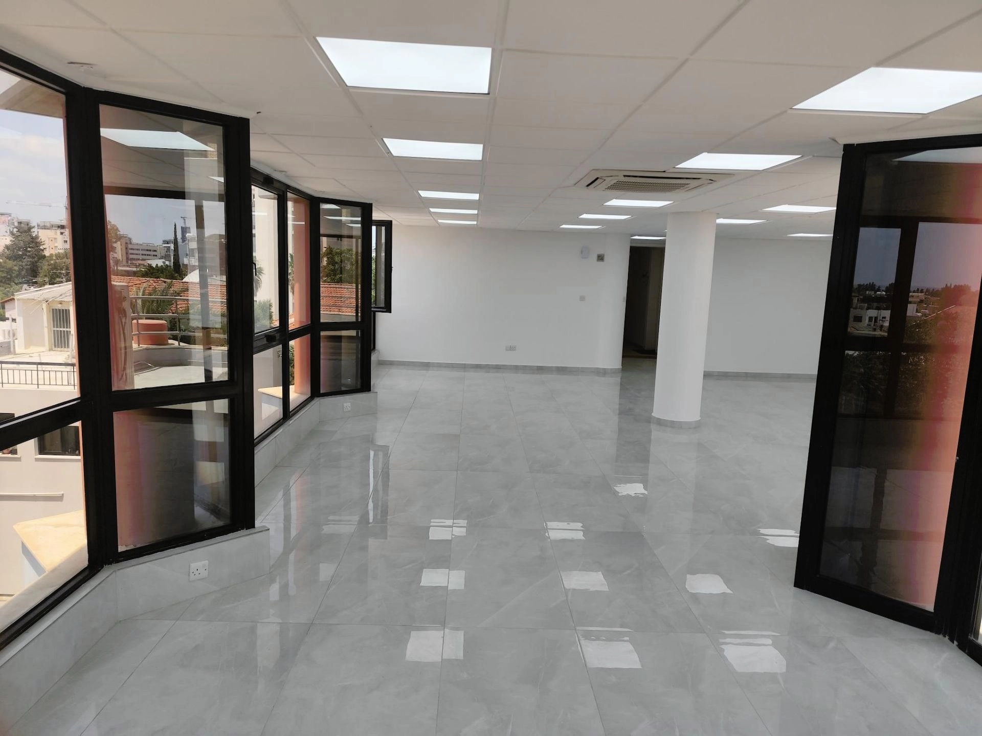 93m² Office for Rent in Limassol – Katholiki