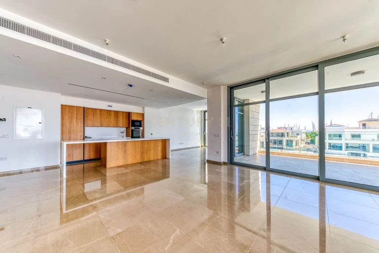 4 Bedroom Apartment for Sale in Limassol District