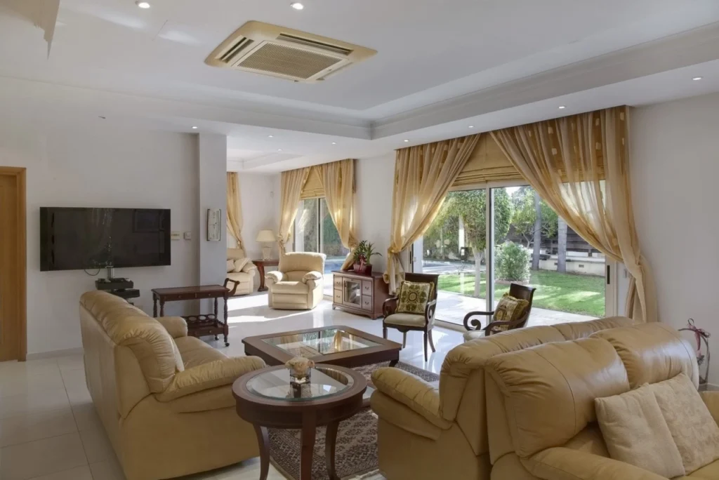 4 Bedroom House for Sale in Amathounta, Limassol District