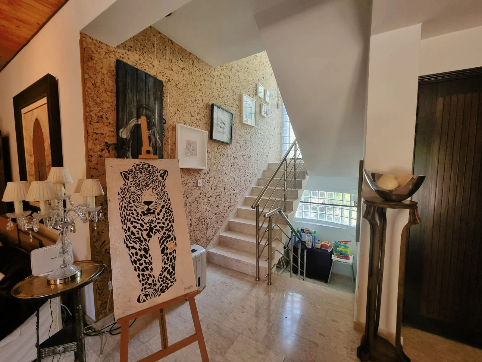 5 Bedroom House for Rent in Moniatis, Limassol District