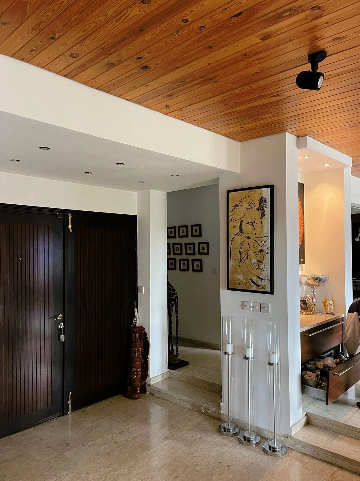 5 Bedroom House for Rent in Moniatis, Limassol District