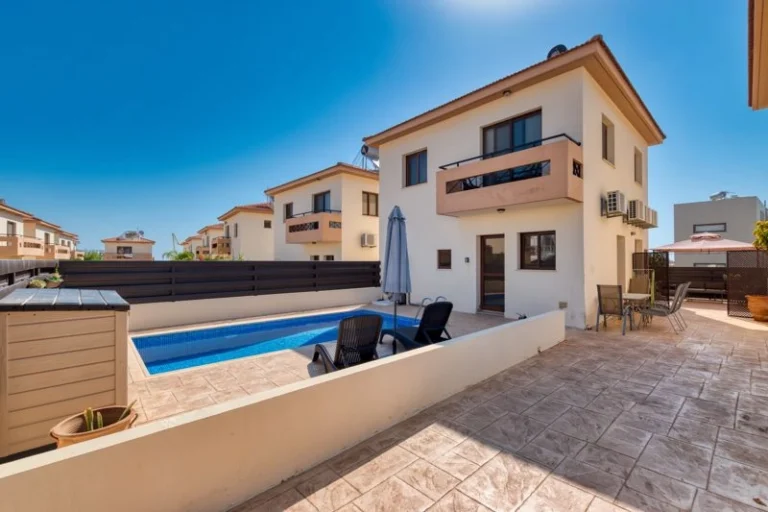 3 Bedroom House for Sale in Kapparis, Famagusta District