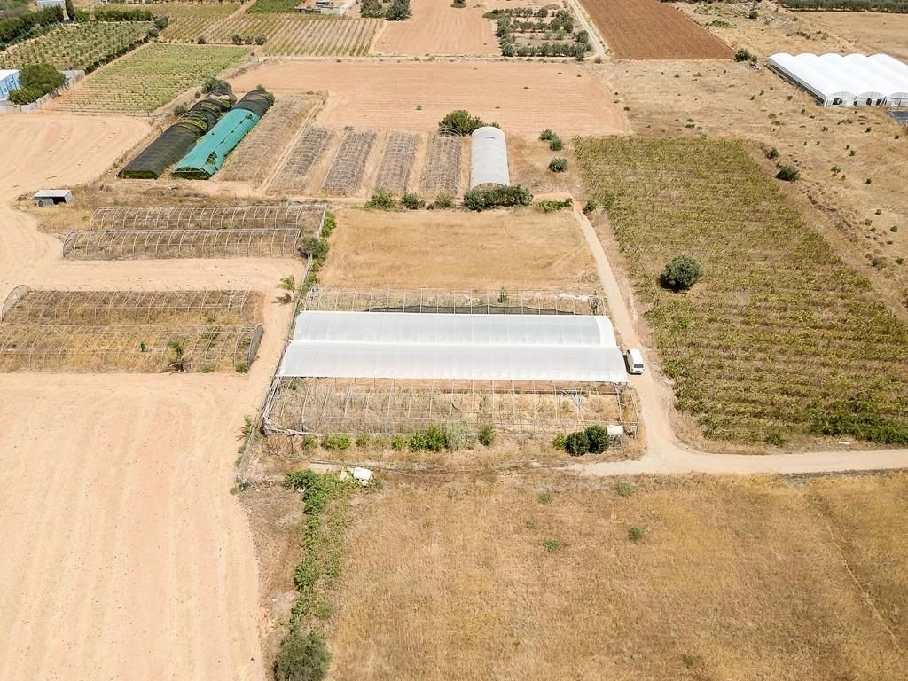 2,890m² Plot for Sale in Ypsonas, Limassol District