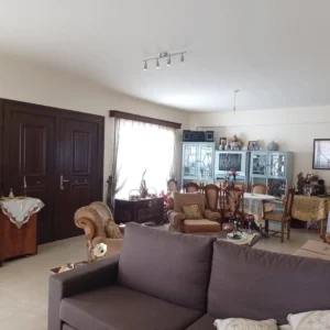 3 Bedroom House for Sale in Agios Therapon, Limassol District