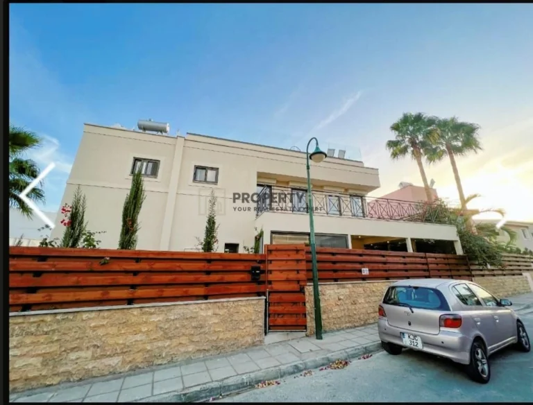 5 Bedroom House for Rent in Parekklisia Tourist Area, Limassol District