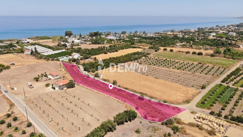 5,519m² Plot for Sale in Argaka, Paphos District