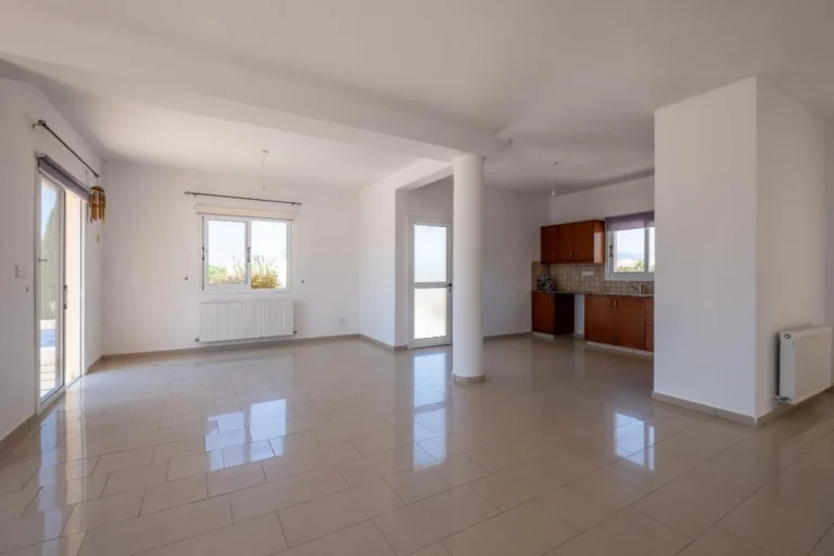 6+ Bedroom House for Sale in Polis Chrysochous, Paphos District