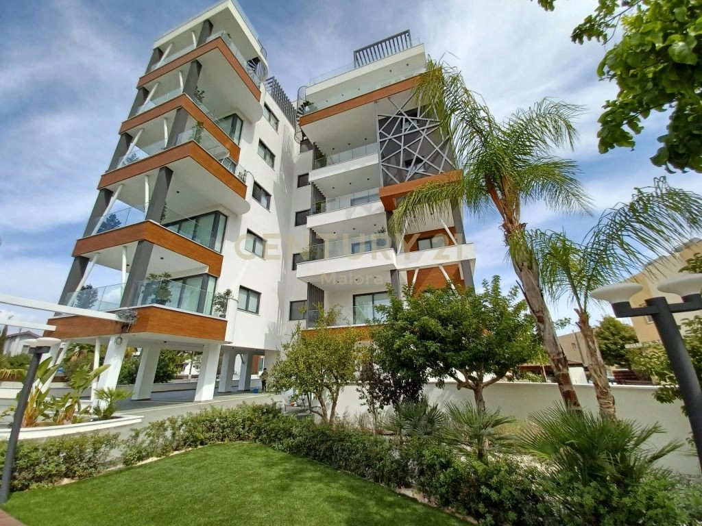 2 Bedroom Apartment for Sale in Germasogeia, Limassol District