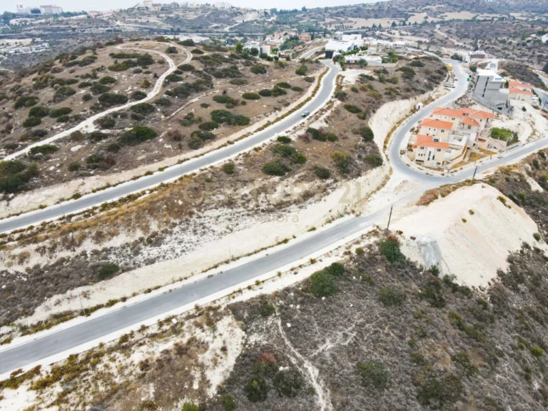 1,216m² Plot for Sale in Agios Tychonas, Limassol District