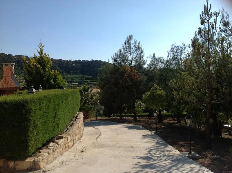 4 Bedroom House for Sale in Pissouri, Limassol District