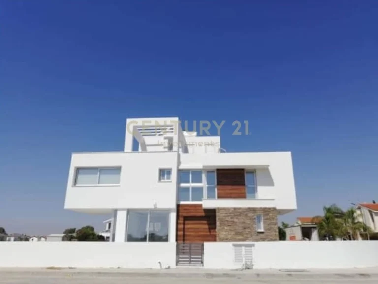 Cheap Houses and Villas for Sale Larnaca up to 800000 euro