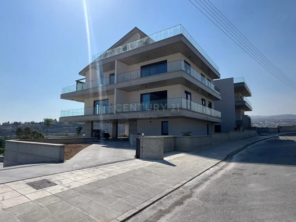 2 Bedroom Apartment for Sale in Germasogeia, Limassol District