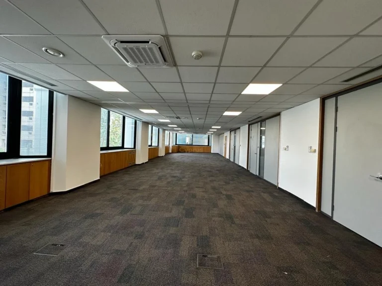Γραφείο 215m² προς ενοικίαση στην Επαρχία Λεμεσού
