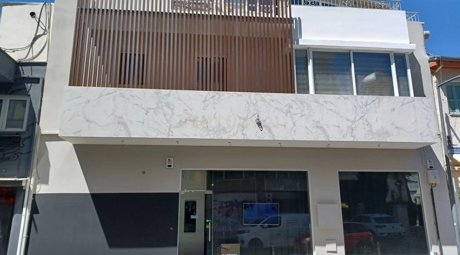 175m² Office for Sale in Limassol District