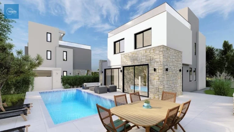 4 Bedroom House for Sale in Chlorakas, Paphos District