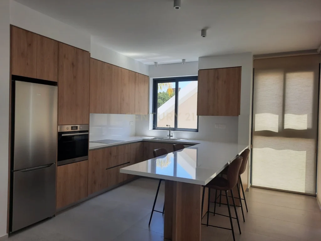 2 Bedroom Apartment for Rent in Limassol – Mesa Geitonia