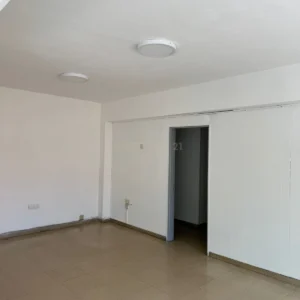 130m² Office for Rent in Limassol District