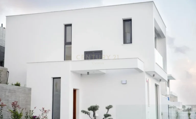 4 Bedroom House for Rent in Chlorakas, Paphos District