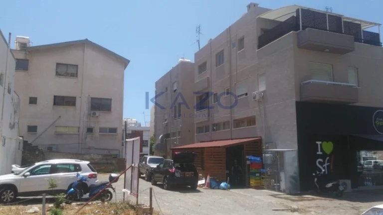 1052m² Building for Sale in Limassol District