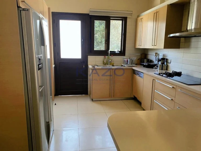 4 Bedroom House for Sale in Parekklisia, Limassol District