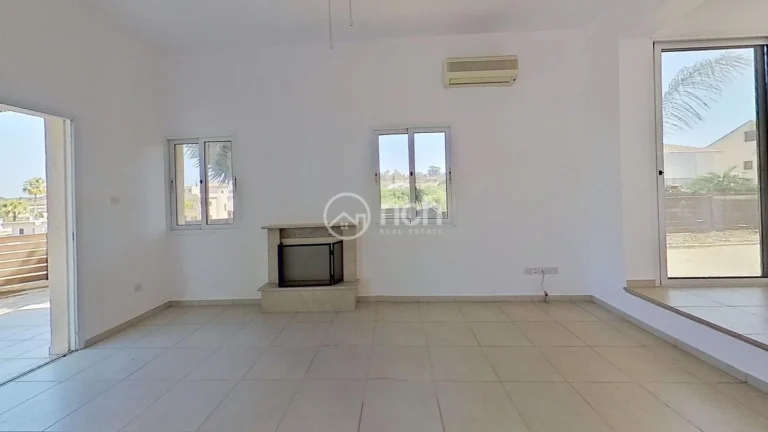 3 Bedroom House for Sale in Ormideia, Larnaca District