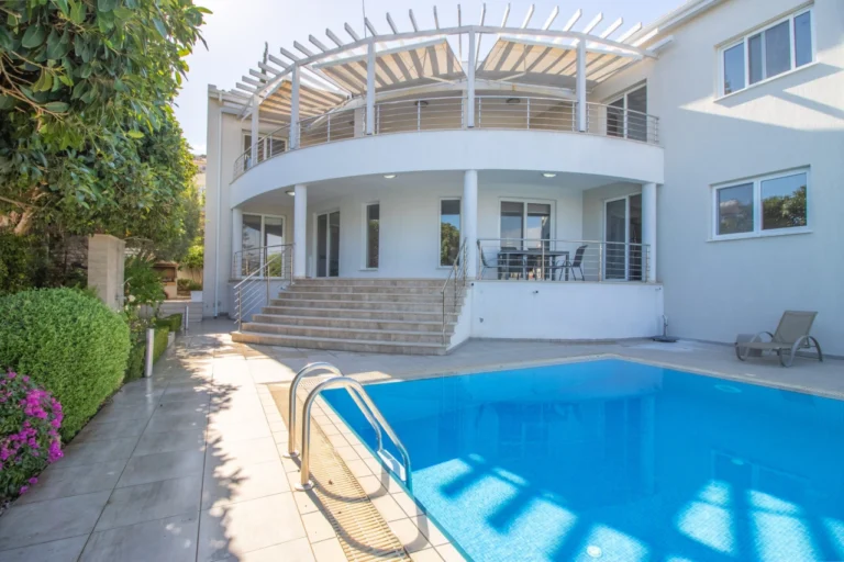 4 Bedroom House for Sale in Pegeia, Paphos District