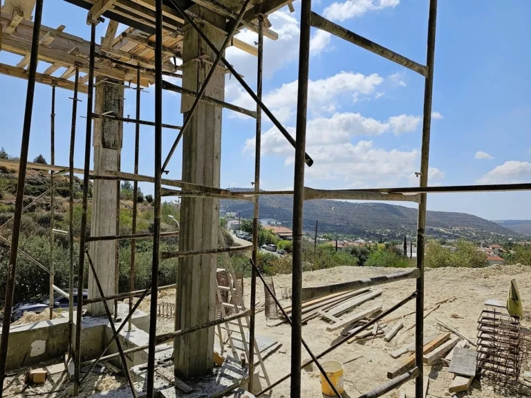 4 Bedroom House for Sale in Palodeia, Limassol District