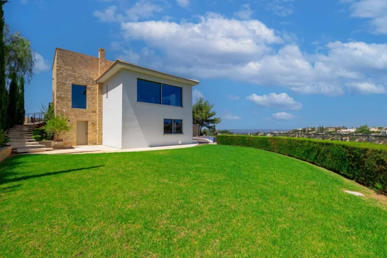 4 Bedroom House for Sale in Aphrodite Hills, Paphos District