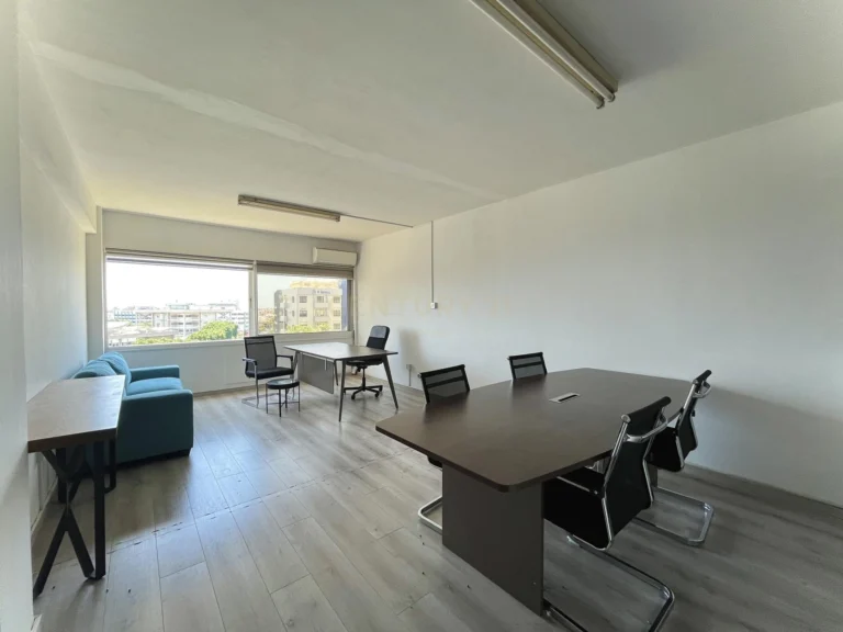 80m² Office for Rent in Limassol District