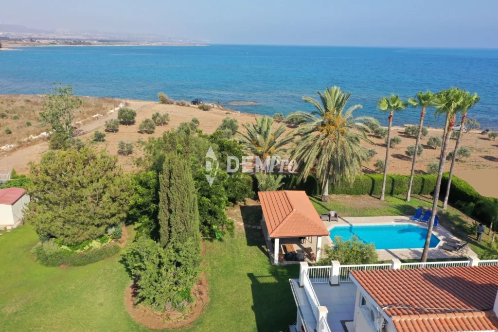 5 Bedroom House for Sale in Timi, Paphos District