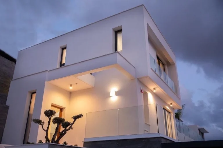 4 Bedroom House for Sale in Chlorakas, Paphos District