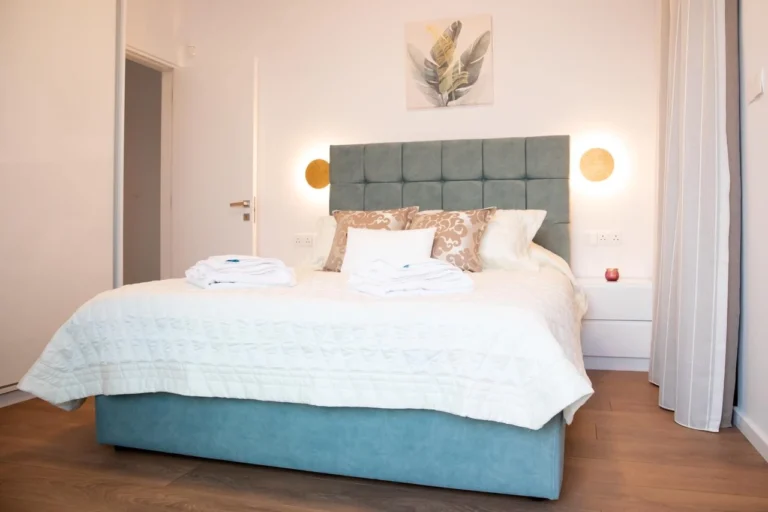 4 Bedroom House for Sale in Chlorakas, Paphos District