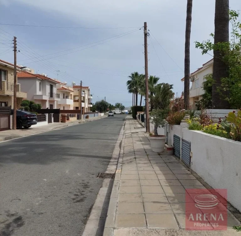 Cheap Houses and Villas for Sale Larnaca up to 300000 euro