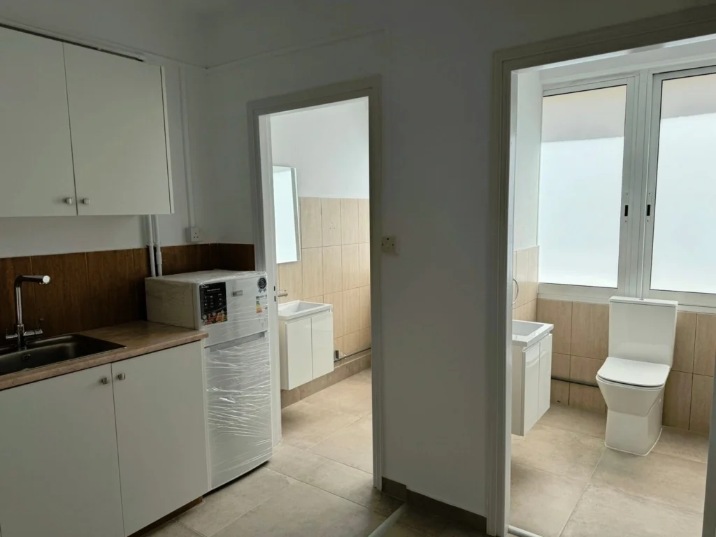 125m² Office for Rent in Limassol District