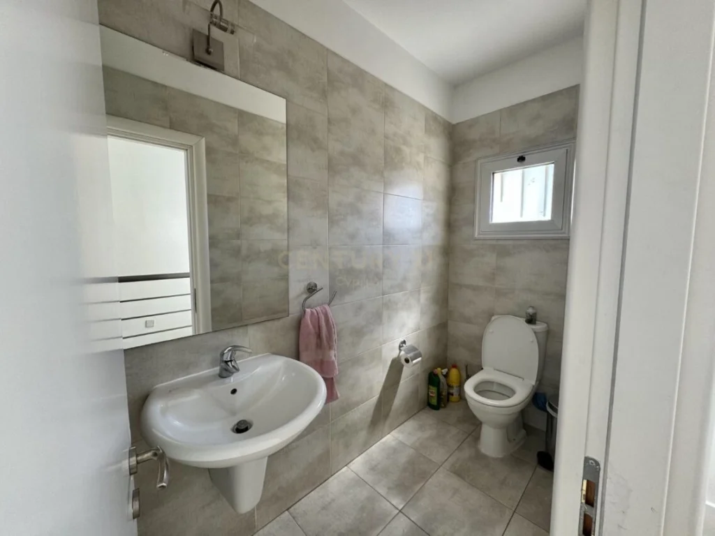 70m² Office for Rent in Germasogeia, Limassol District