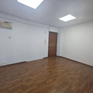 120m² Office for Rent in Limassol District