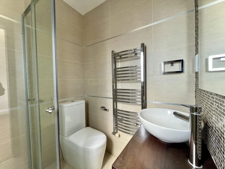 4 Bedroom Apartment for Rent in Germasogeia, Limassol District