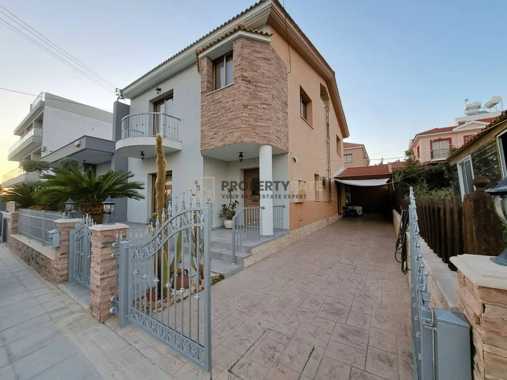 4 Bedroom House for Sale in Limassol – Ekali