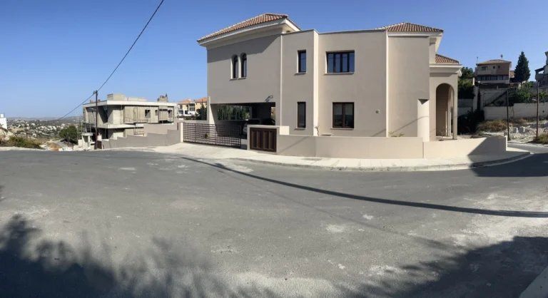 4 Bedroom House for Sale in Agios Tychonas, Limassol District