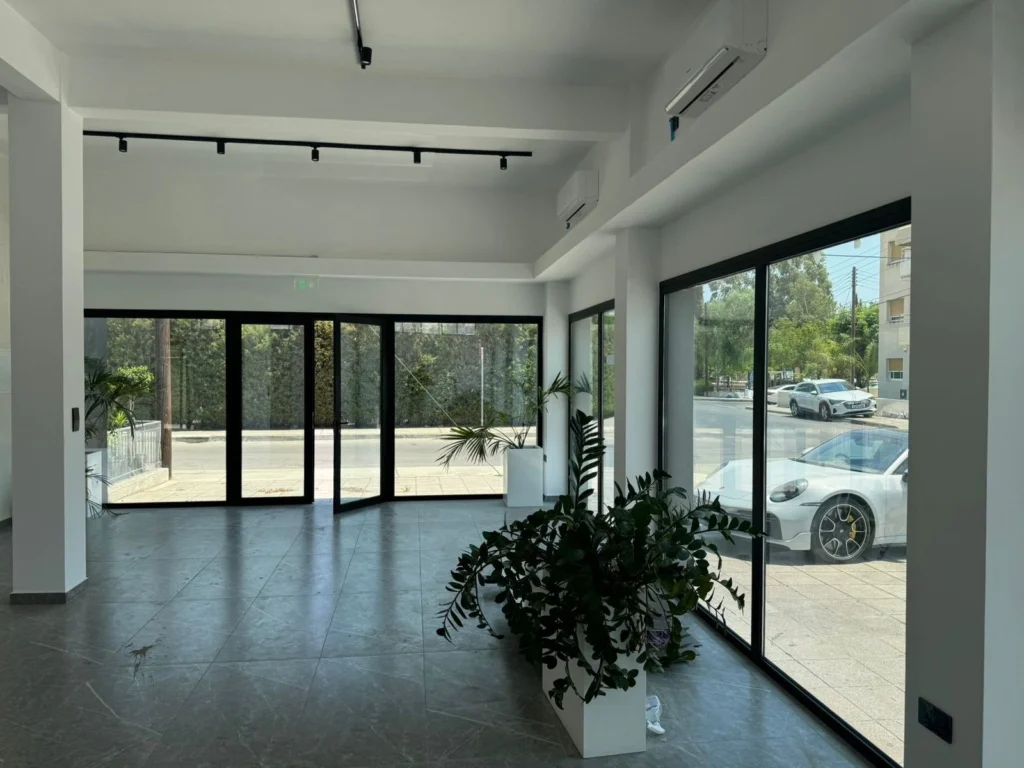 180m² Office for Rent in Limassol District