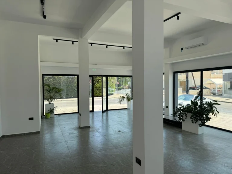 180m² Office for Rent in Limassol District